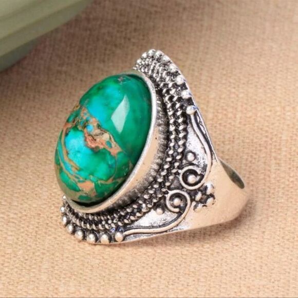 NEW Green Turquoise Silver Tone Ring - Picture 2 of 3